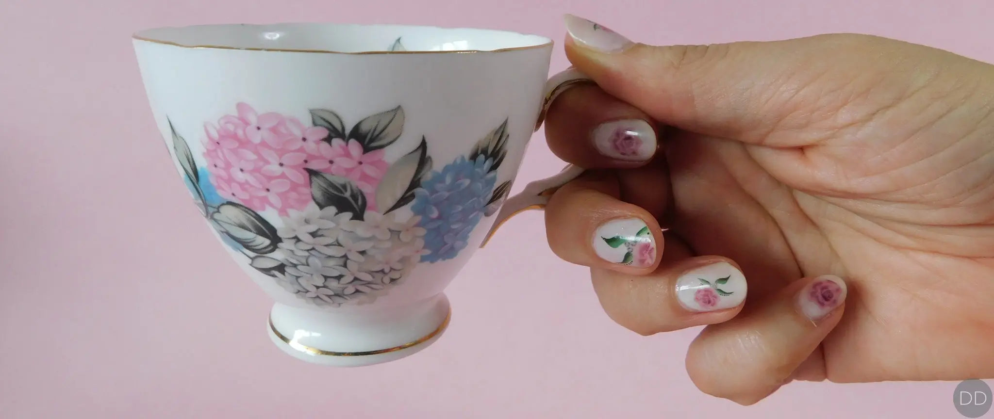 Dazzle Dry Australia & New Zealand How To Apply Nail Polish?