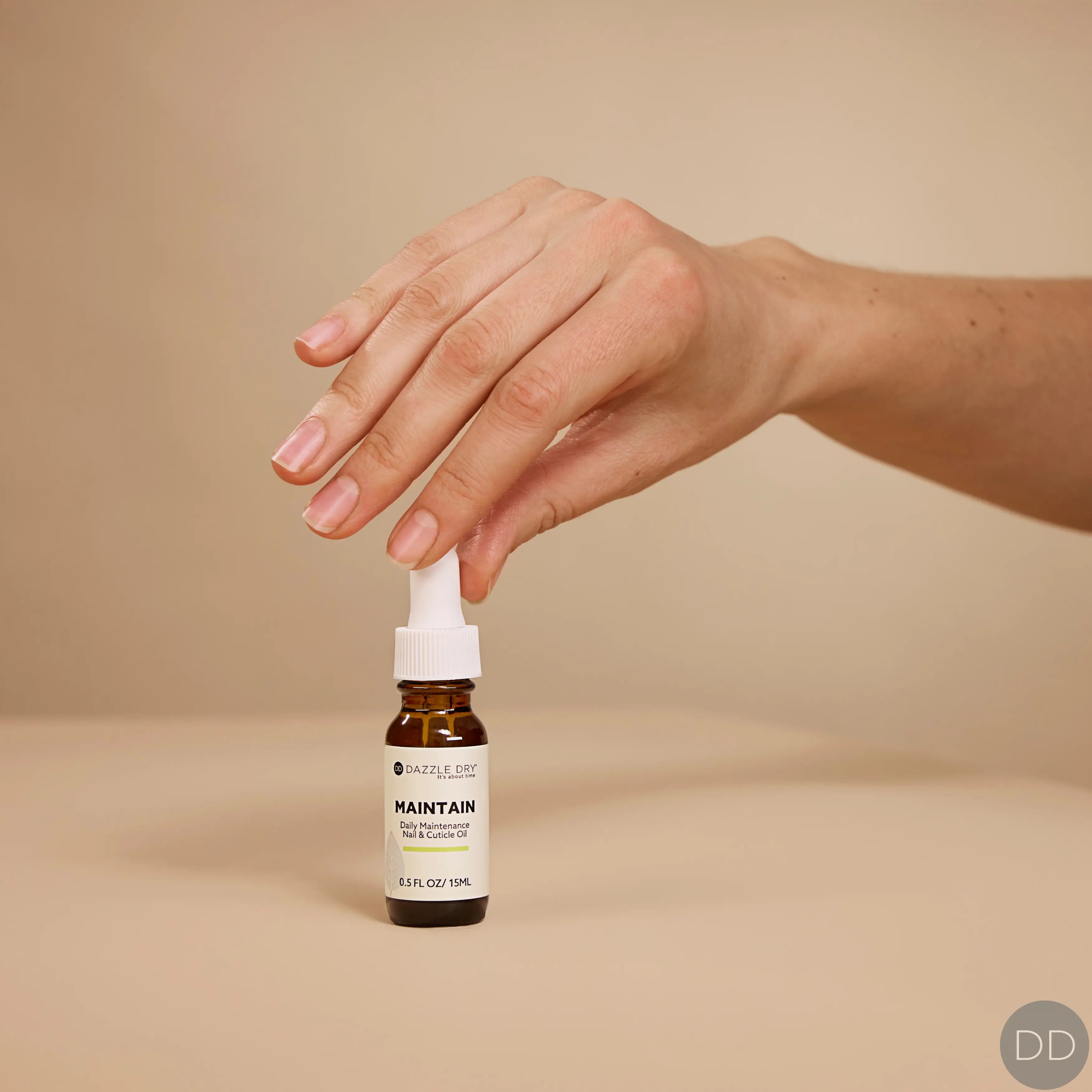 Dazzle Dry Australia & New Zealand MAINTAIN Daily Maintenance Nail & Cuticle Oil